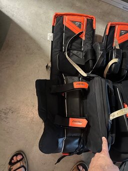 Brankářský hokejový set Vaughn V10 Pro Carbon Custom - 4