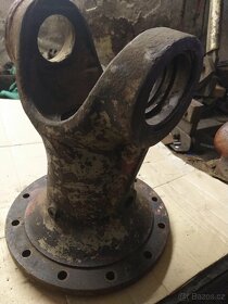 Těleso přední nápravy uř II. - 4