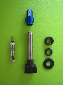 Nová sada bezdušových galuskových ventilků RISK Presta 40mm - 4