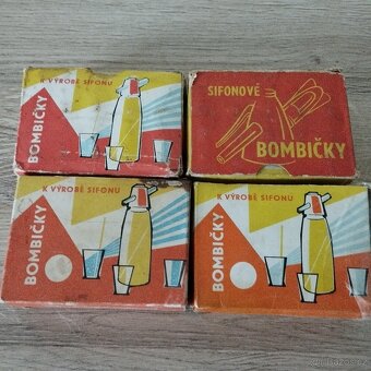 RETRO sifonová láhev + 4 sady bombiček - 4