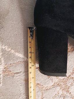 Kotnikove semišové boty 39 - 4