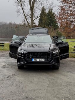 AUDI  Q8 55 TFSI. S line. 7000km - 4