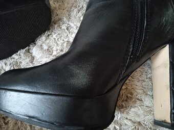 Černé polokozačky zn Guess, vel. 38 - 4