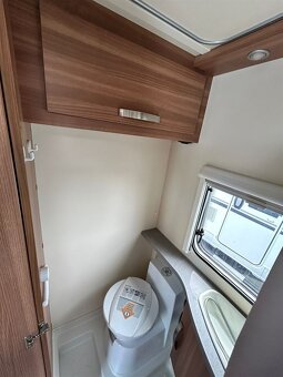 Prodám karavan Wieisberg 420 QD - 4