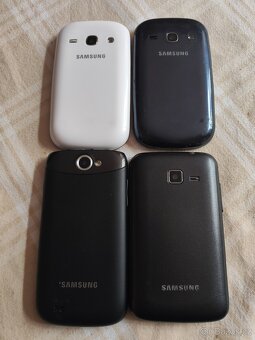 Mobilní telefony Samsung č.1 - 4