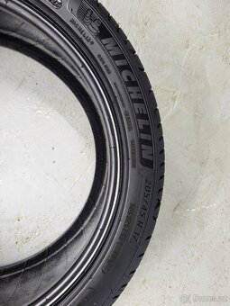 2x 215/45R17 Michelin Primacy 4 - 4