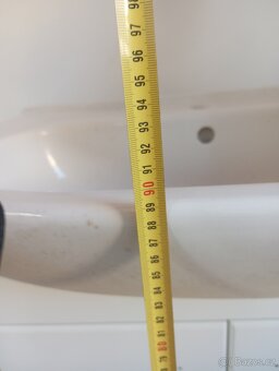 Umyvadlo se skříňkou - 4