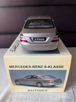 1:18 Autoart, Mercedes - 4