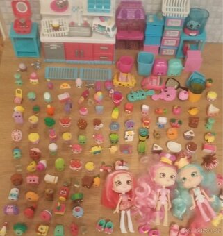 Littlest Pet Shop panenka + doplňky - 4