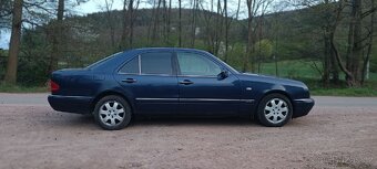 Mercedes Benz W210 E200 - 4