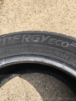 Pneu 205/55r16 - 4