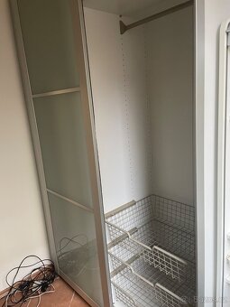 2 skříně IKEA - 4