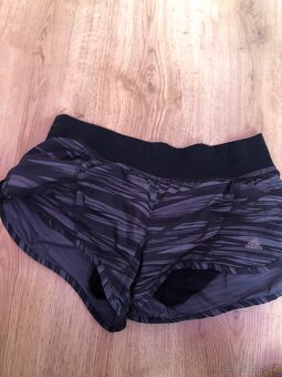 Top stav Adidas šortky - 4