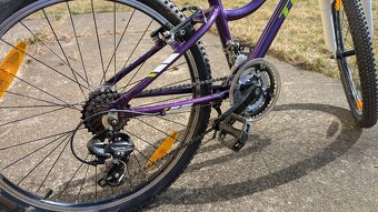 TREK Precaliber 24"- kolo pro dívku cca 9-14 let - 4