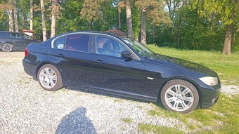 BMW E90 325d - 4