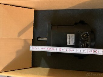 Servo motor Teknic - 4