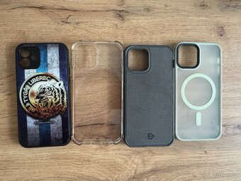 iPhone 12 - 4