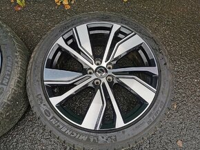 Originální alu kola na Volvo XC40 20" zimní - 4