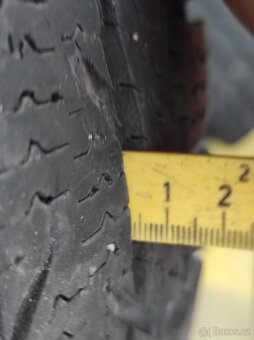Pneu 215/70 R15 C - 4