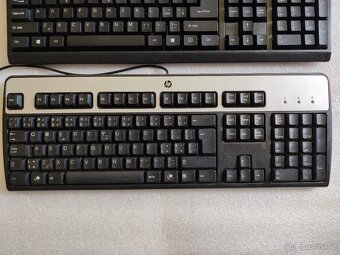 2x klávesnice HP a Genius - 4