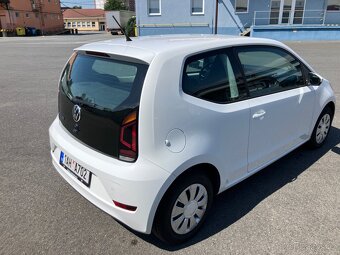 Volkswagen Up CNG 2022 kamera ČR DPH - 4