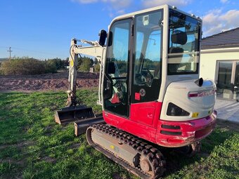 Takeuchi TB230 Minibagr 3T  + 3x lžice - 4
