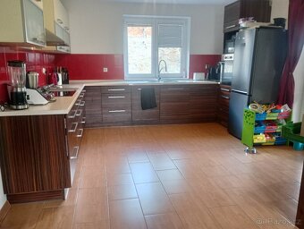 Pronajmu přízemí RD, být 3kk se zahradou a terasou - 4