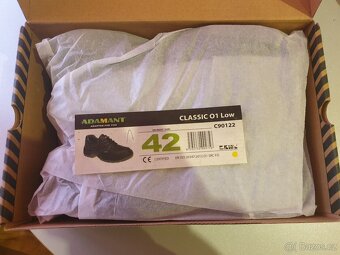 Prodám pracovní boty nové VL.42 ADAMANT - 4