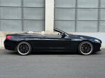 BMW 650i F12 convertible, 4.4 V8 300kw, Navigace, Softclose - 4