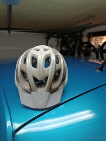 Cyklistická helma - 4