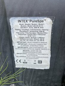 Nafukovací vířivka Intex Pure Spa - řídící jednotka + 2 vany - 4