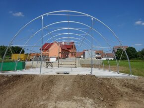Plachtová montovaná hala - 9,15 x 26 x 4,5m - 900g - naviják - 4
