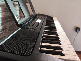 Klávesy Yamaha PSR-E383 - 4