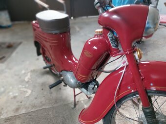 Jawa pionyr - 4