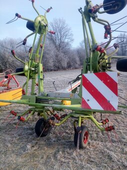Obraceč sena a píce CLAAS VOLTO 640 - 4
