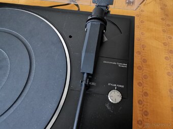 Gramo Denon DP21 - 4