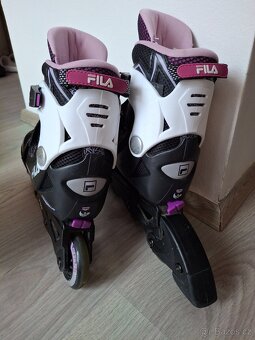 Rostoucí kolečkové brusle Fila X-One Girl 32-35 - 4
