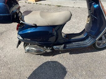 Vespa LX 125 (2008) plexi, kufr, 21 t.km - 4