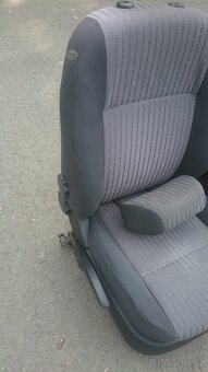 Skoda Octavia 1 sada sedaček - 4