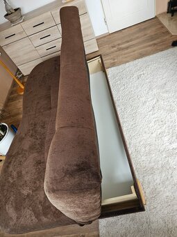 Trojmístná sedací souprava, taburet a křeslo - 4