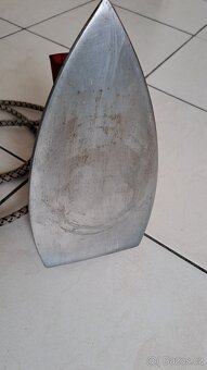 žehlička na náhradní díly - 4