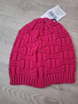 Zimní čepice a nákrčník - 4