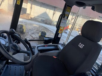 2x Kolovy kloubovy nakladac CAT 908M 2020 - 4