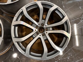 original Mercedes GLE Coupe r21 C292 A2924011500 - 4