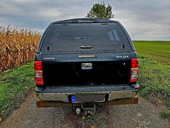 Toyota Hilux 3.0 D4D 4x4 - 4