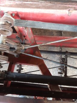 Obracec sena TON - 4