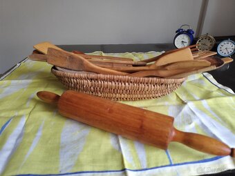 Dřevěné náčiní s ošatkou - 4