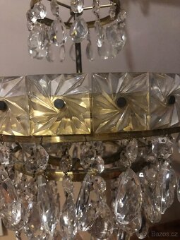 LUSTR S RODOKMENEM - 4