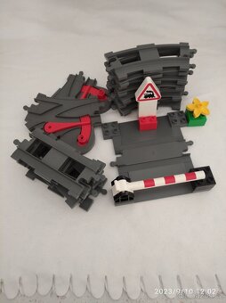 Lego duplo 10506 koleje a výhybky k vláčkům vlakům - 4