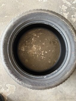 Yokohama 265/50 R19 - 4
